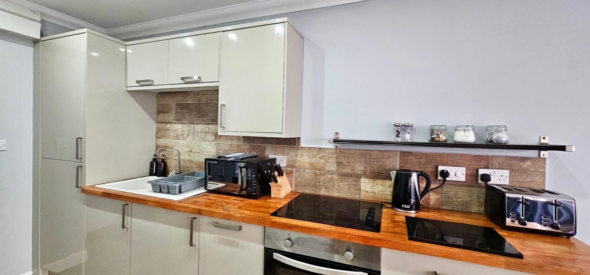 Victoria House By Switchback Stays Cardiff Extérieur photo