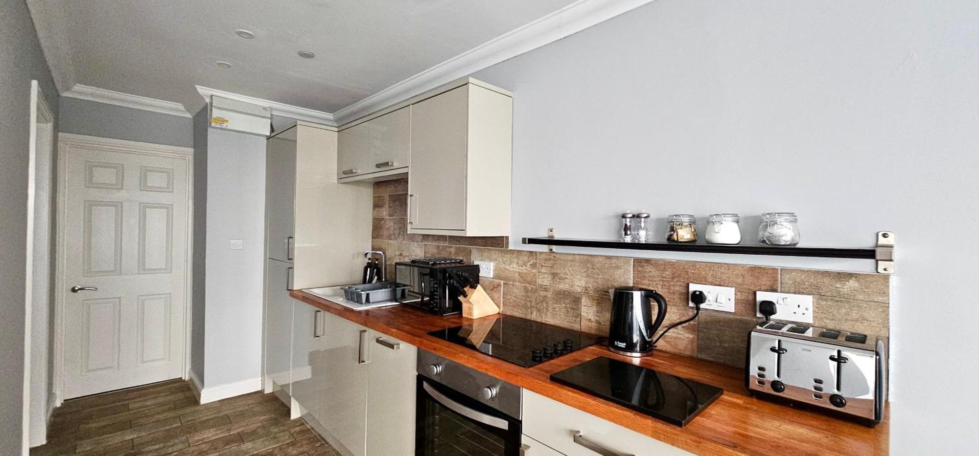 Victoria House By Switchback Stays Cardiff Extérieur photo